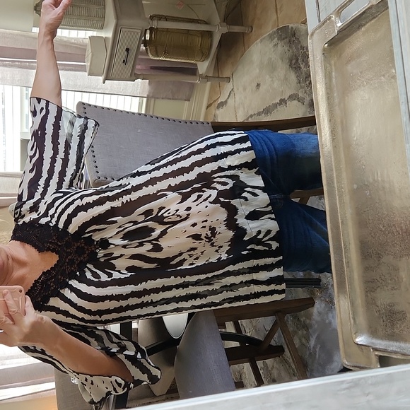 Harlow Zee - Picture 3 of 7